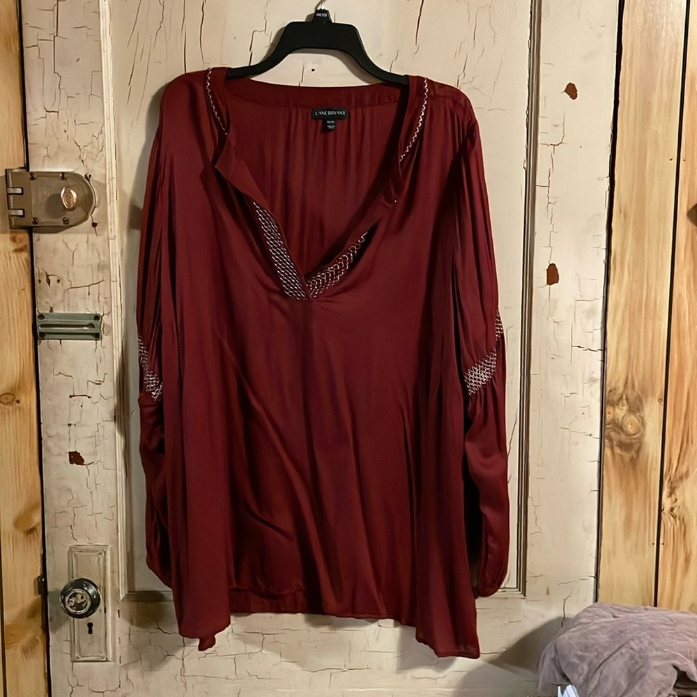 Lane Bryant Maroon Gold Trim V neck peasant top 22/24